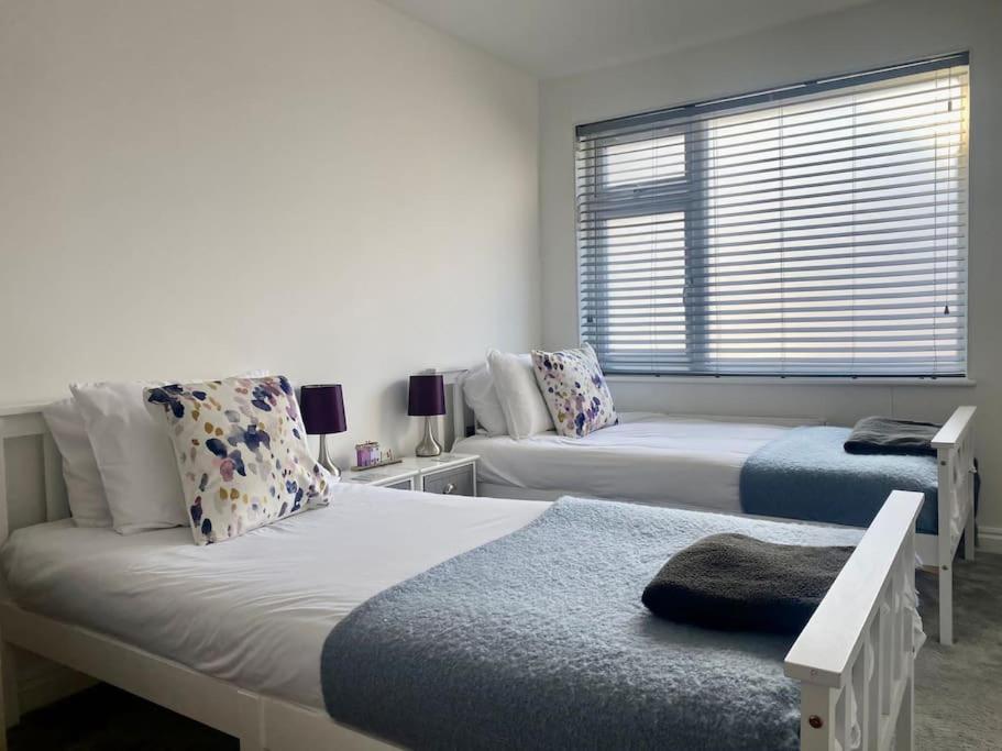 The Emslie Road Beach Flat Falmouth Ngoại thất bức ảnh